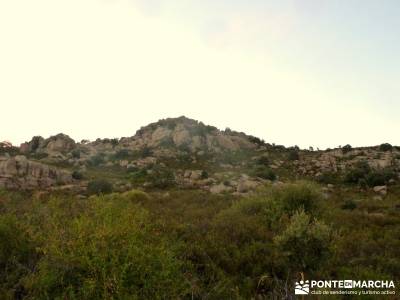 Peñaliendre y Canto Hastial a la Luz de la Luna;excursiones de fin de semana rutas monasterio de pi